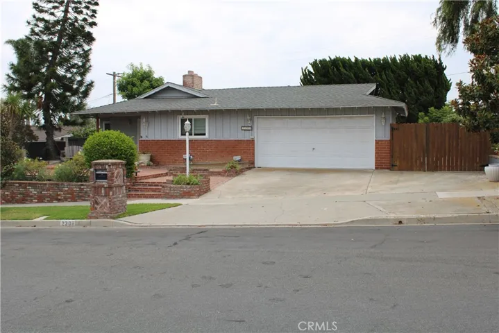2306 Redlands, Newport Beach, California 92660