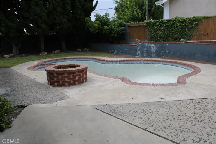 2306 Redlands, Newport Beach, California 92660
