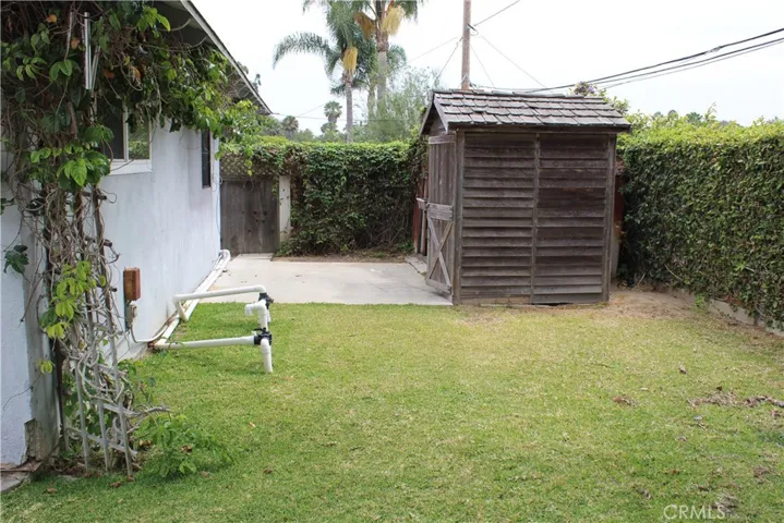 2306 Redlands, Newport Beach, California 92660