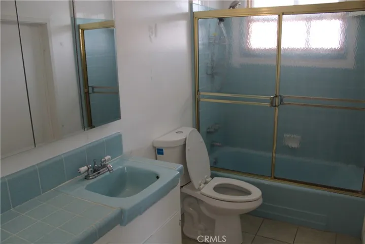 2306 Redlands, Newport Beach, California 92660