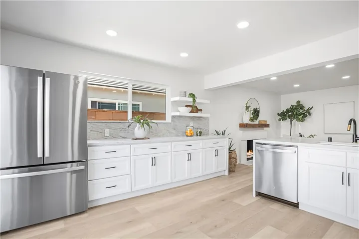 3209 S Diamond, Santa Ana, California 92704