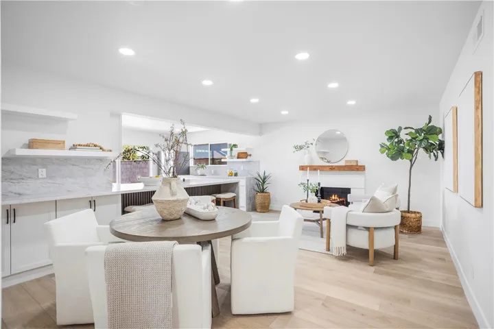 3209 S Diamond, Santa Ana, California 92704