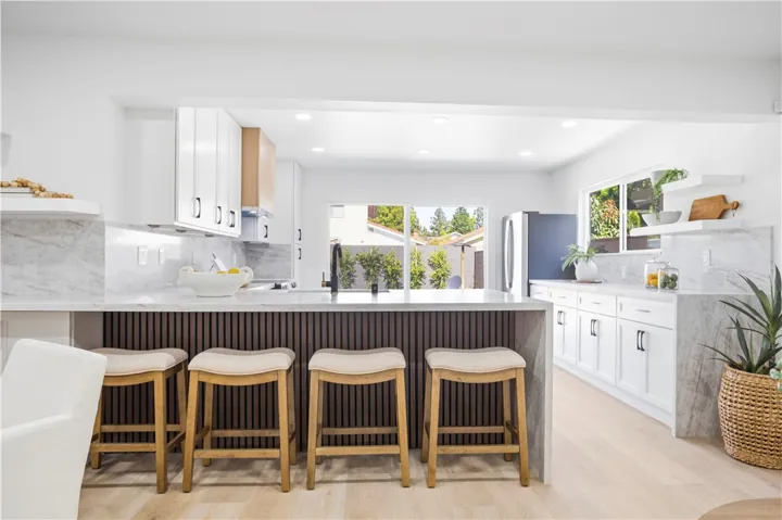 3209 S Diamond, Santa Ana, California 92704