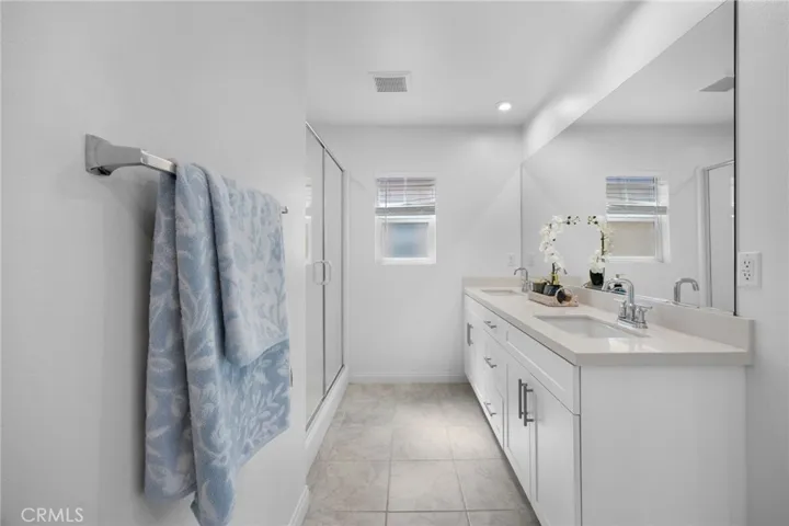16069 Narni Lane, Fontana, California 92336