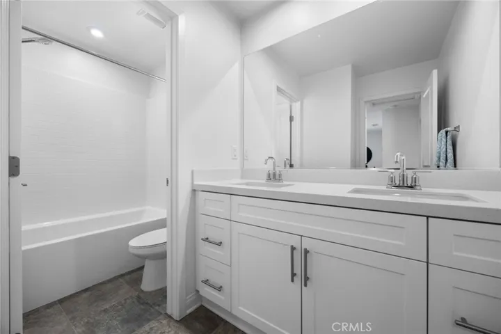 16069 Narni Lane, Fontana, California 92336