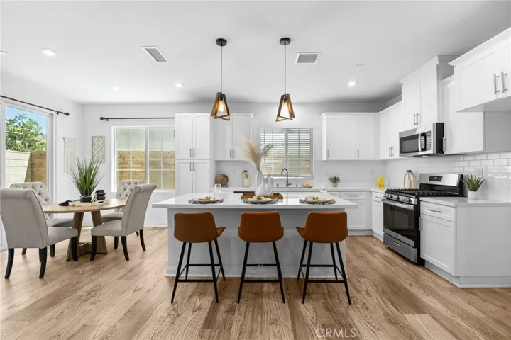 16069 Narni Lane, Fontana, California 92336
