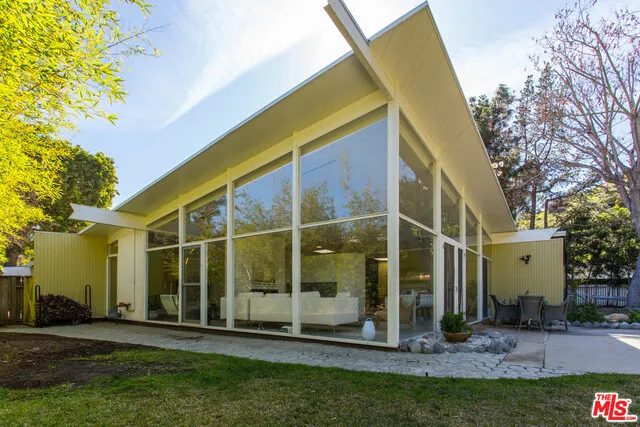 7561 Lolina Lane, Los Angeles, California 90046