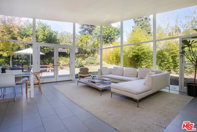 7561 Lolina Lane, Los Angeles, California 90046
