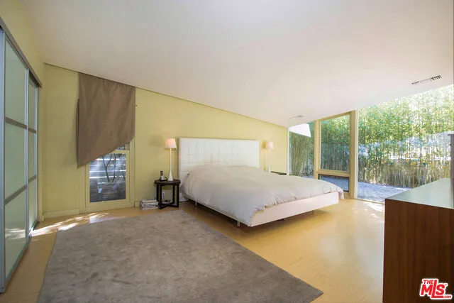 7561 Lolina Lane, Los Angeles, California 90046