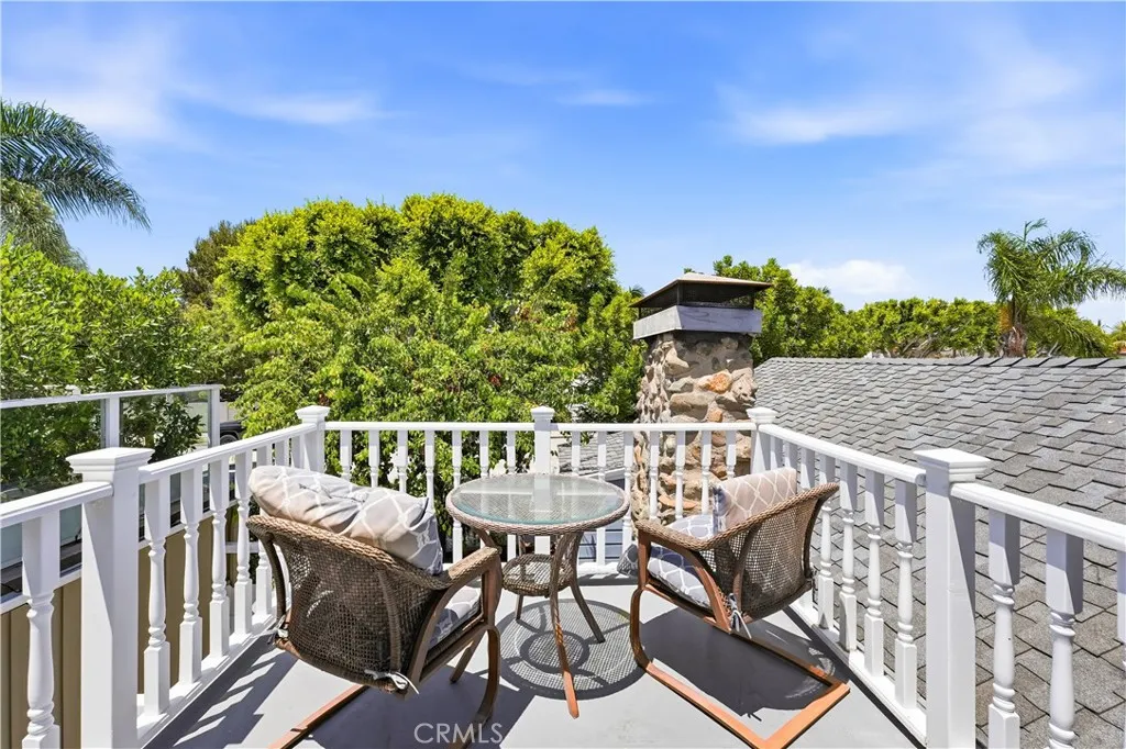 Patio Deck of Primary bedroom