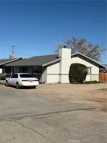 20958 Nisqually Road, Apple Valley, California 92308