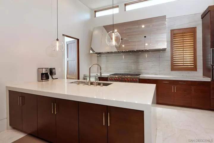 5910 Camino De La Costa, La Jolla, California 92037