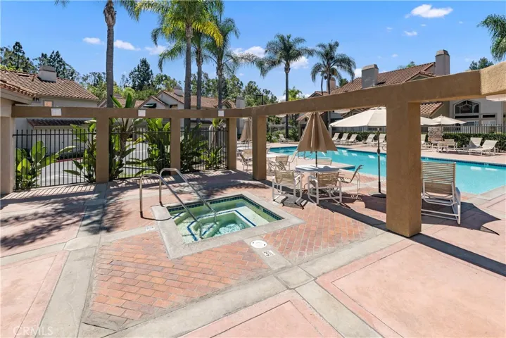 17 Glen Cove 2, Laguna Niguel, California 92677
