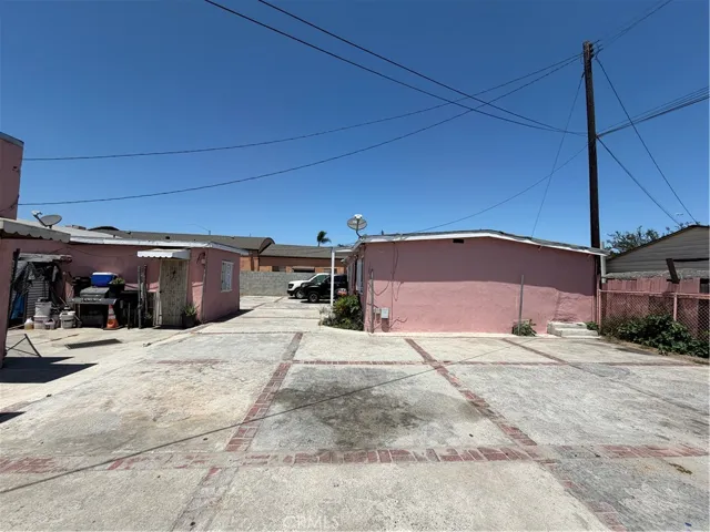 11116 S Prairie, Inglewood, California 90303