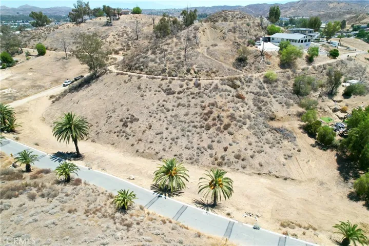 1 Palm Drive, Lake Elsinore, California 92530