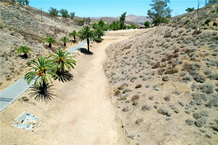 1 Palm Drive, Lake Elsinore, California 92530