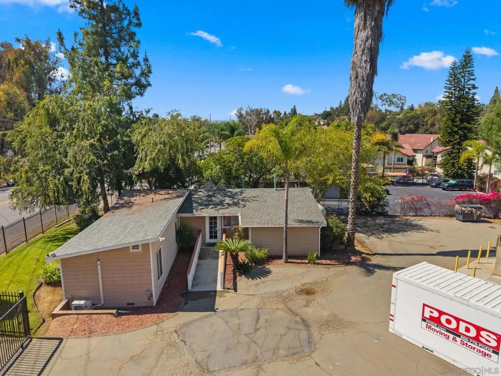 2005 S Escondido Blvd, Escondido, California 92025 — photo 4