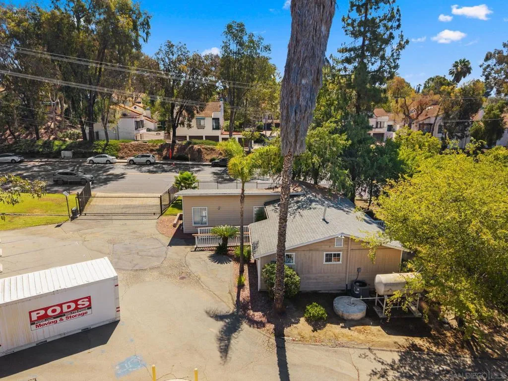 2005 S Escondido Blvd, Escondido, California 92025 — photo 5