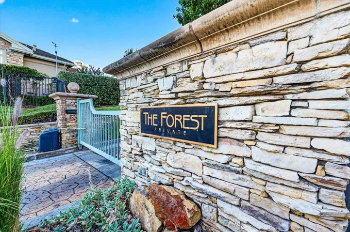 2005 Hecker Pass Hwy, Gilroy, California 95020