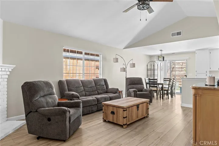 15 Hunter Court, Chico, California 95928