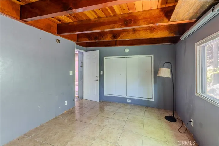 23716 Shady, Crestline, California 92325