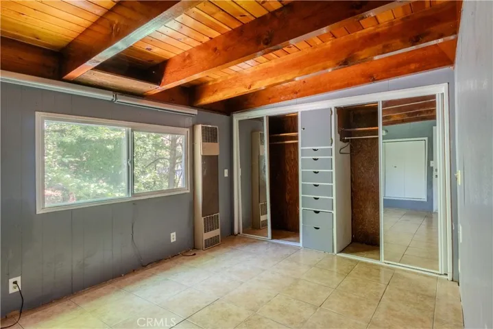 23716 Shady, Crestline, California 92325