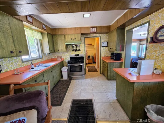 38542 N Shore, Fawnskin, California 92333