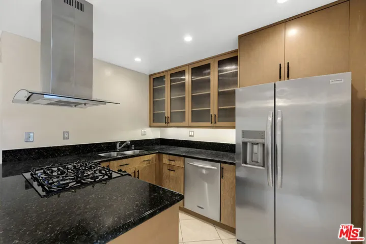 8824 Wonderland Avenue, Los Angeles, California 90046