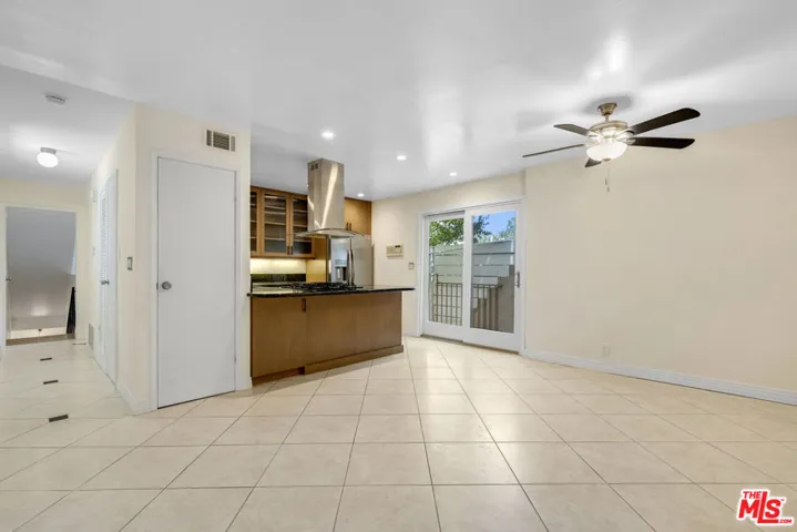 8824 Wonderland Avenue, Los Angeles, California 90046
