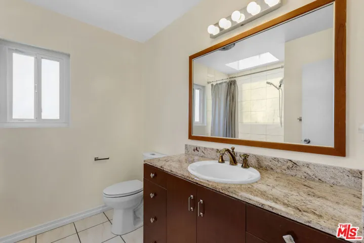 8824 Wonderland Avenue, Los Angeles, California 90046