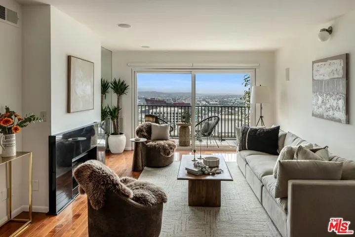 1230 Horn Avenue 728, West Hollywood, California 90069