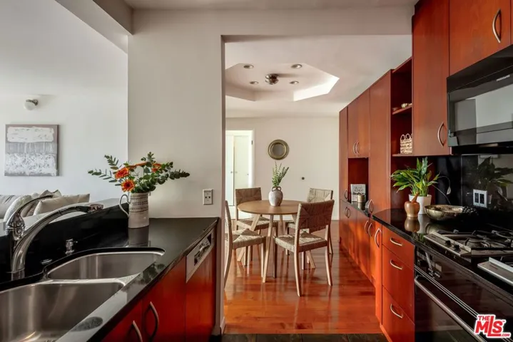 1230 Horn Avenue 728, West Hollywood, California 90069