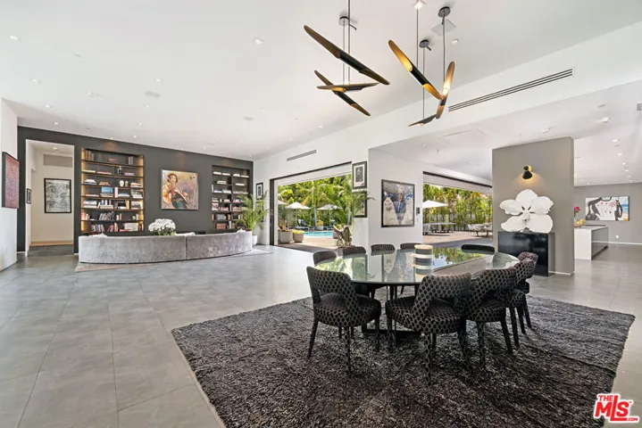 9570 Sunset Boulevard, Beverly Hills, California 90210