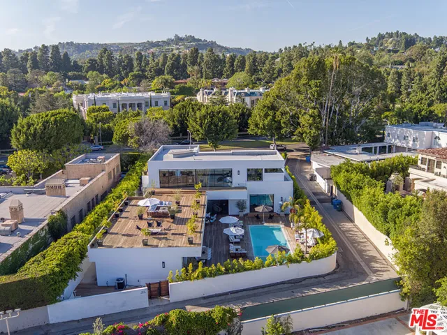 9570 Sunset Boulevard, Beverly Hills, California 90210