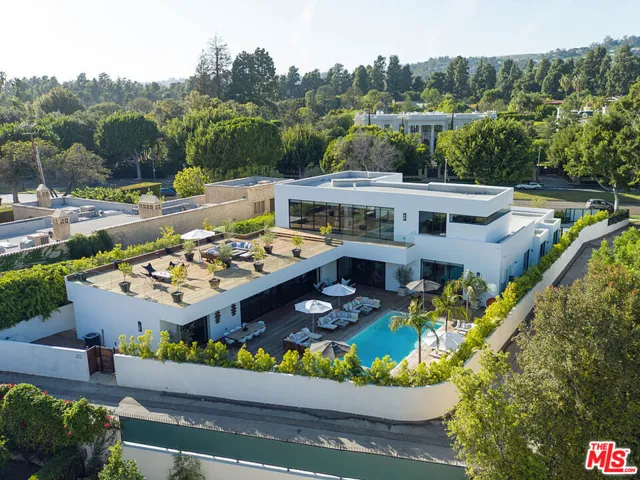 9570 Sunset Boulevard, Beverly Hills, California 90210