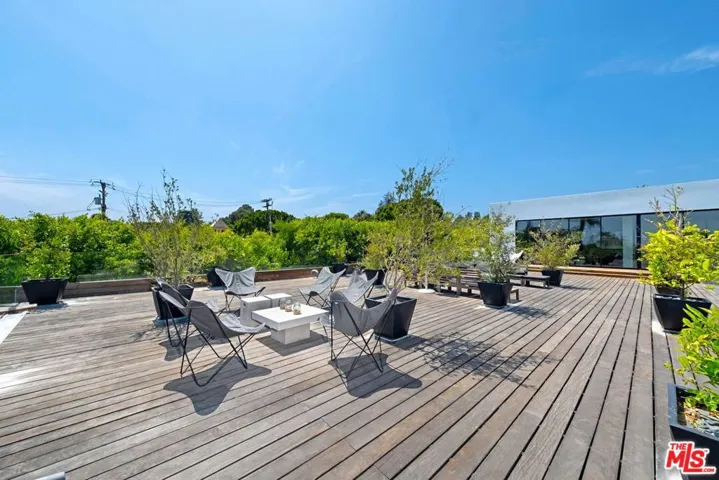 9570 Sunset Boulevard, Beverly Hills, California 90210