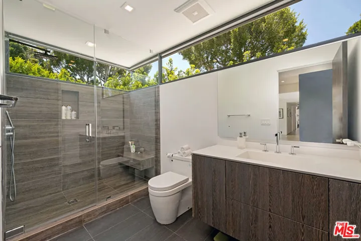 9570 Sunset Boulevard, Beverly Hills, California 90210