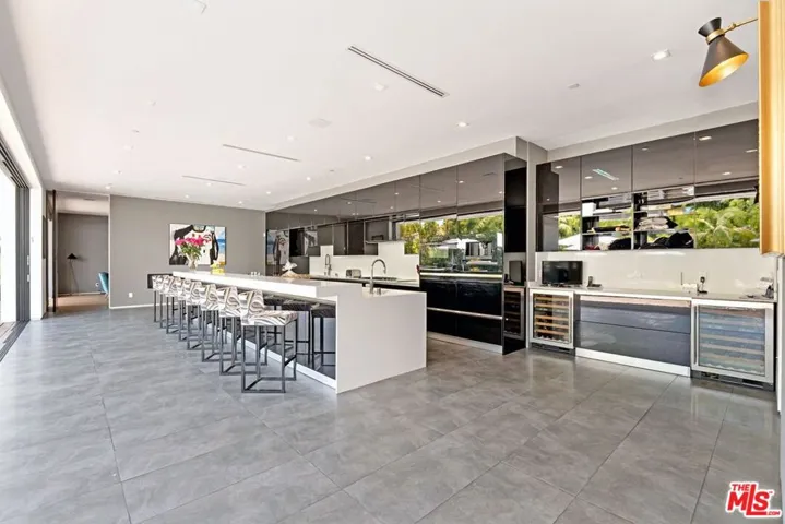 9570 Sunset Boulevard, Beverly Hills, California 90210