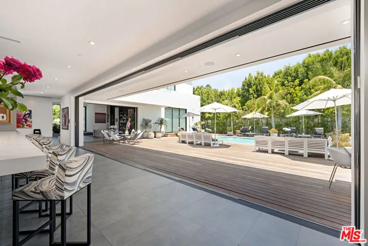 9570 Sunset Boulevard, Beverly Hills, California 90210