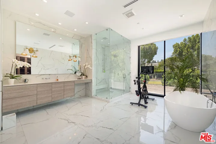 9570 Sunset Boulevard, Beverly Hills, California 90210