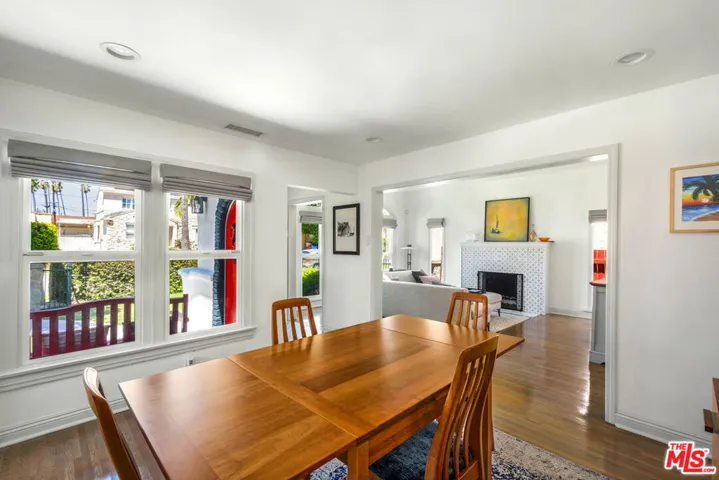 5124 S Mullen Avenue, Los Angeles, California 90043