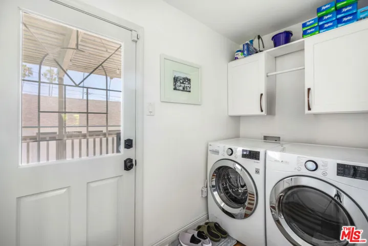 5124 S Mullen Avenue, Los Angeles, California 90043