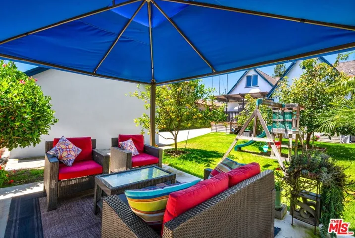 5124 S Mullen Avenue, Los Angeles, California 90043