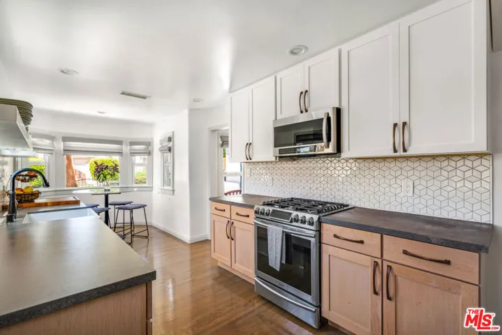 5124 S Mullen Avenue, Los Angeles, California 90043