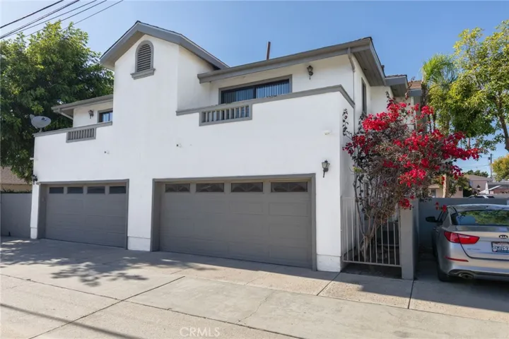 2529 California Avenue, Signal Hill, California 90755