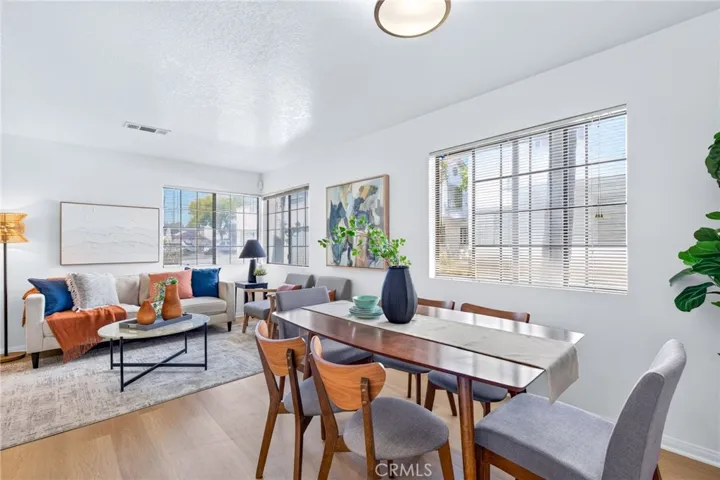 2529 California Avenue, Signal Hill, California 90755