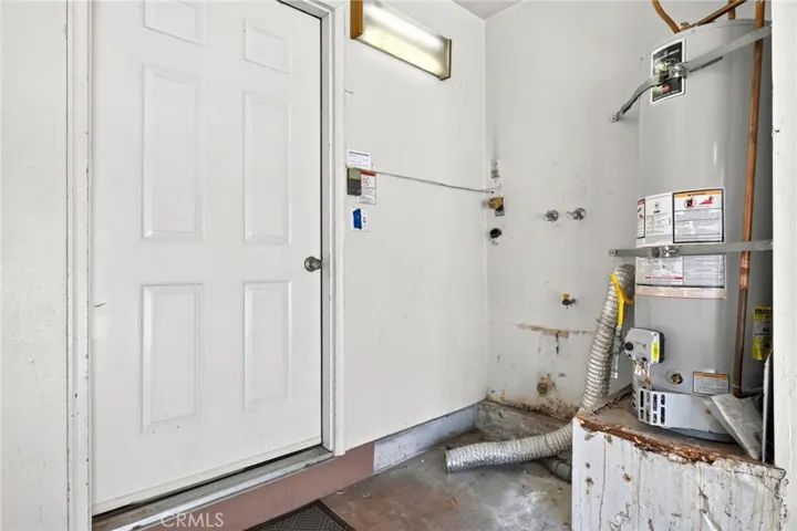 2529 California Avenue, Signal Hill, California 90755
