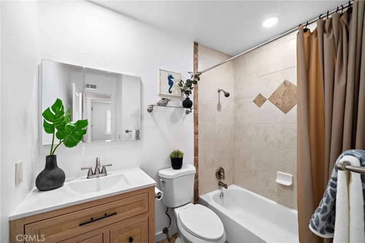 8798 La Casita Avenue, Fountain Valley, California 92708