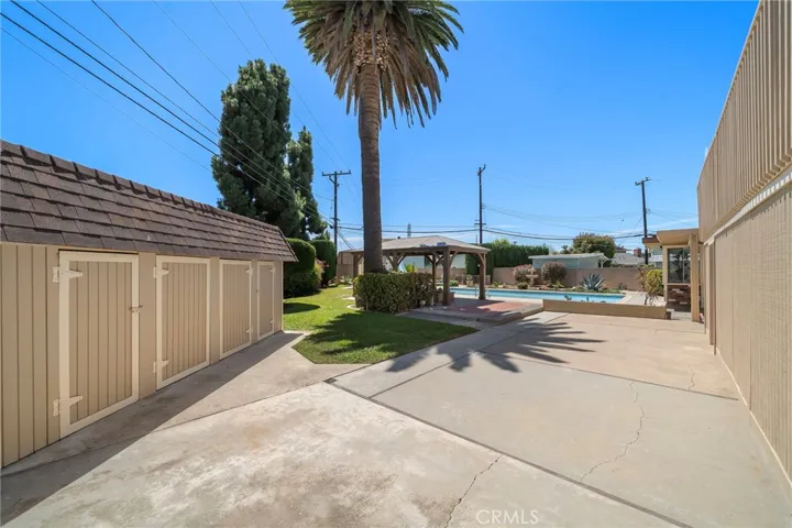 8798 La Casita Avenue, Fountain Valley, California 92708
