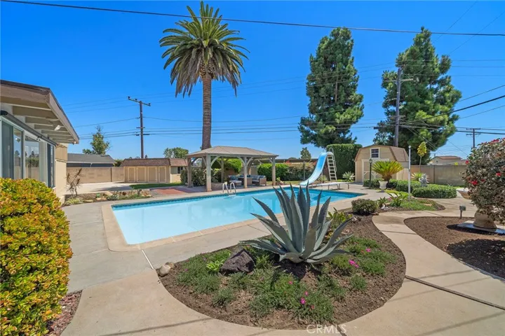 8798 La Casita Avenue, Fountain Valley, California 92708